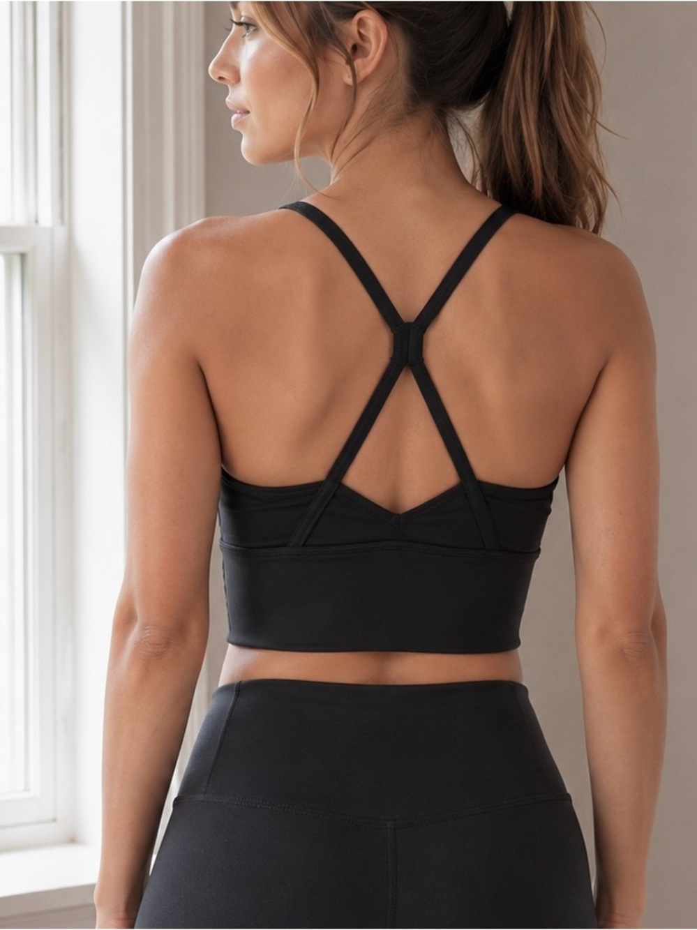Gymshark Ruched Black V Neck Medium Support Sports Bra XS - Picture 3 of 9